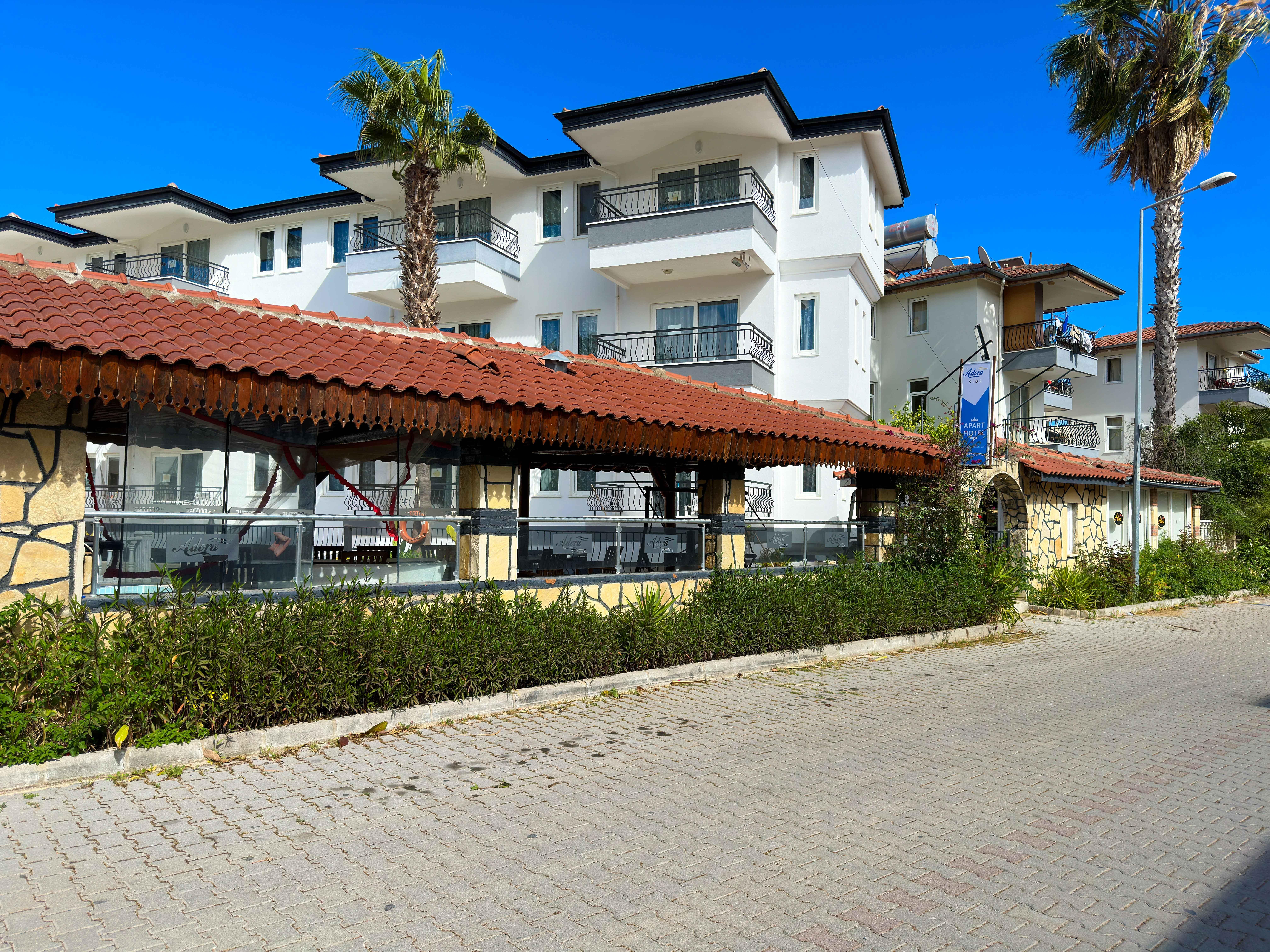 Adora Side Apart Hotel Exterior photo